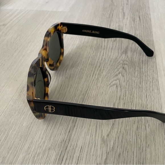 Anine Bing Larchmont tortoise oversized sunglasses - Picture 9 of 9